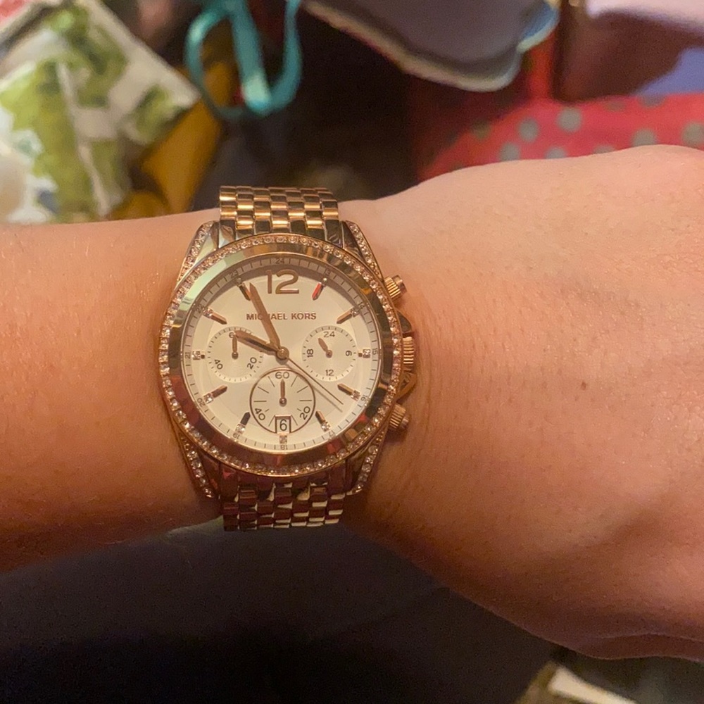 Michael Kors rose gold watch